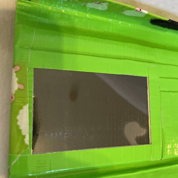 Clutch Duct Tape Wallet Green with Sheep Pattern 7.5" x 4" Pocketbook Pouch - Picture 9 of 10